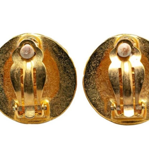 CHANEL CC Logo Round Clip-On Earrings Gold Tone - Picture 6 of 7